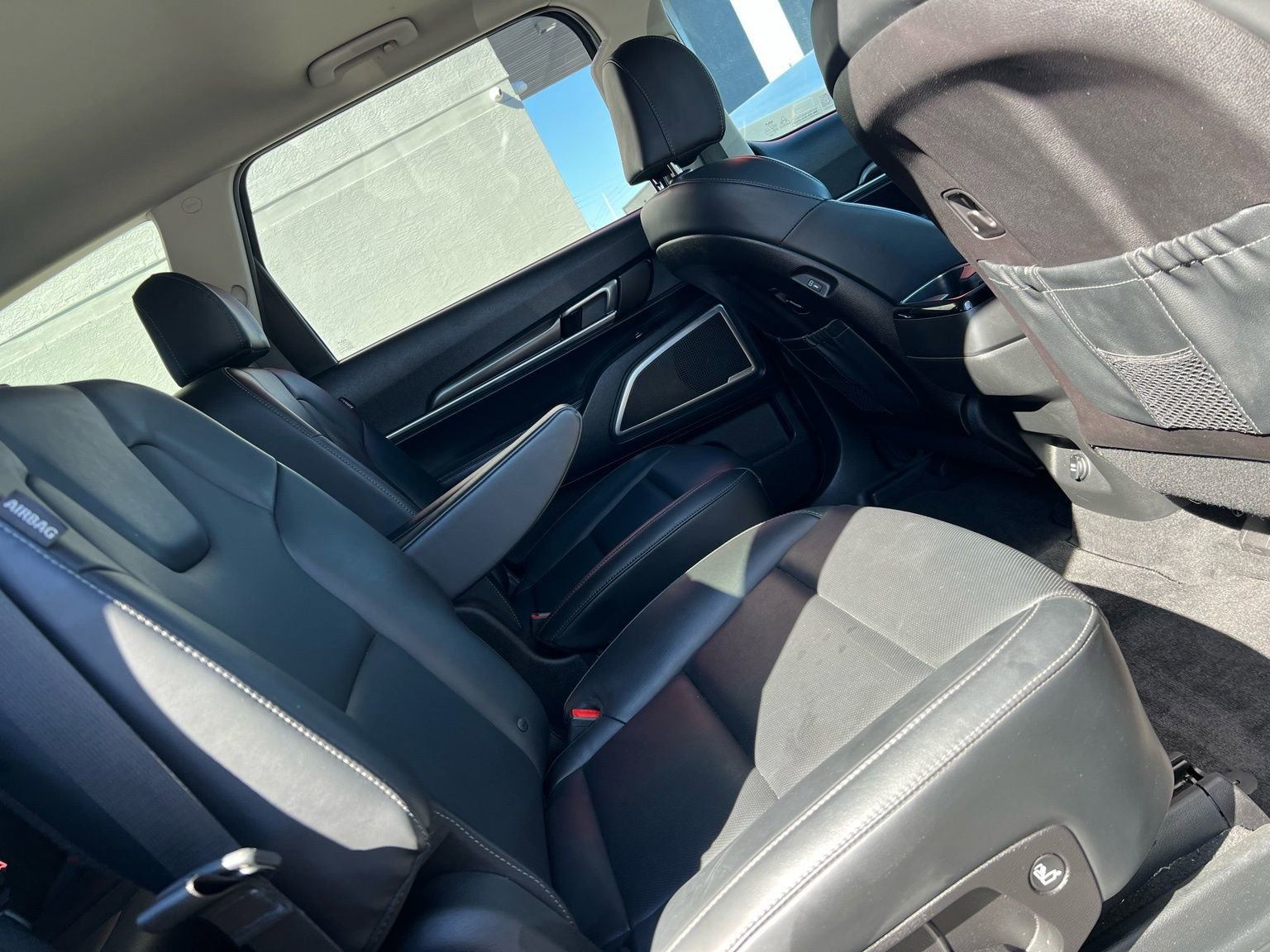 Used 2025 Kia Telluride S image 55