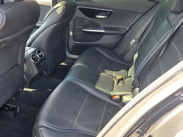 Used 2023 Mercedes-Benz C 300 Sedan image 11