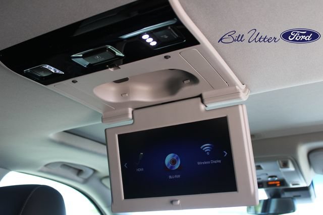 Used 2019 Cadillac Escalade Premium Luxury AWD/4WD image 16
