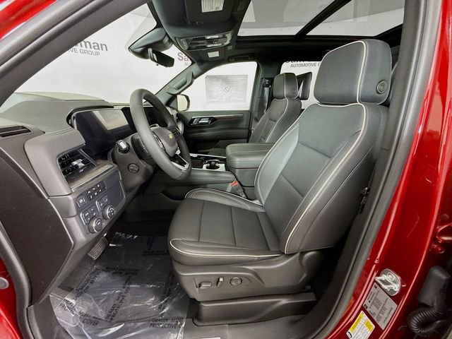 New 2025 Chevrolet Suburban Premier image 25