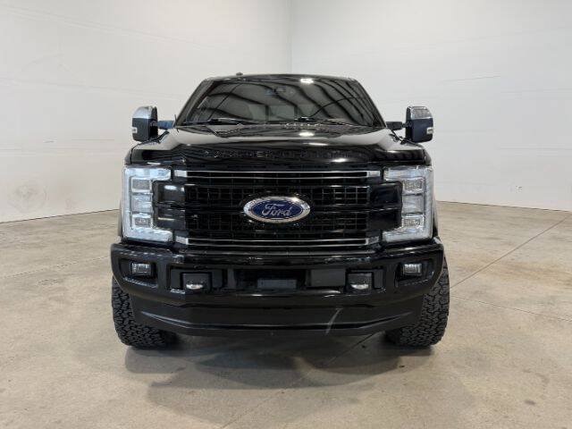 Used 2017 Ford F350 Platinum w/ Platinum Ultimate Package AWD/4WD image 3
