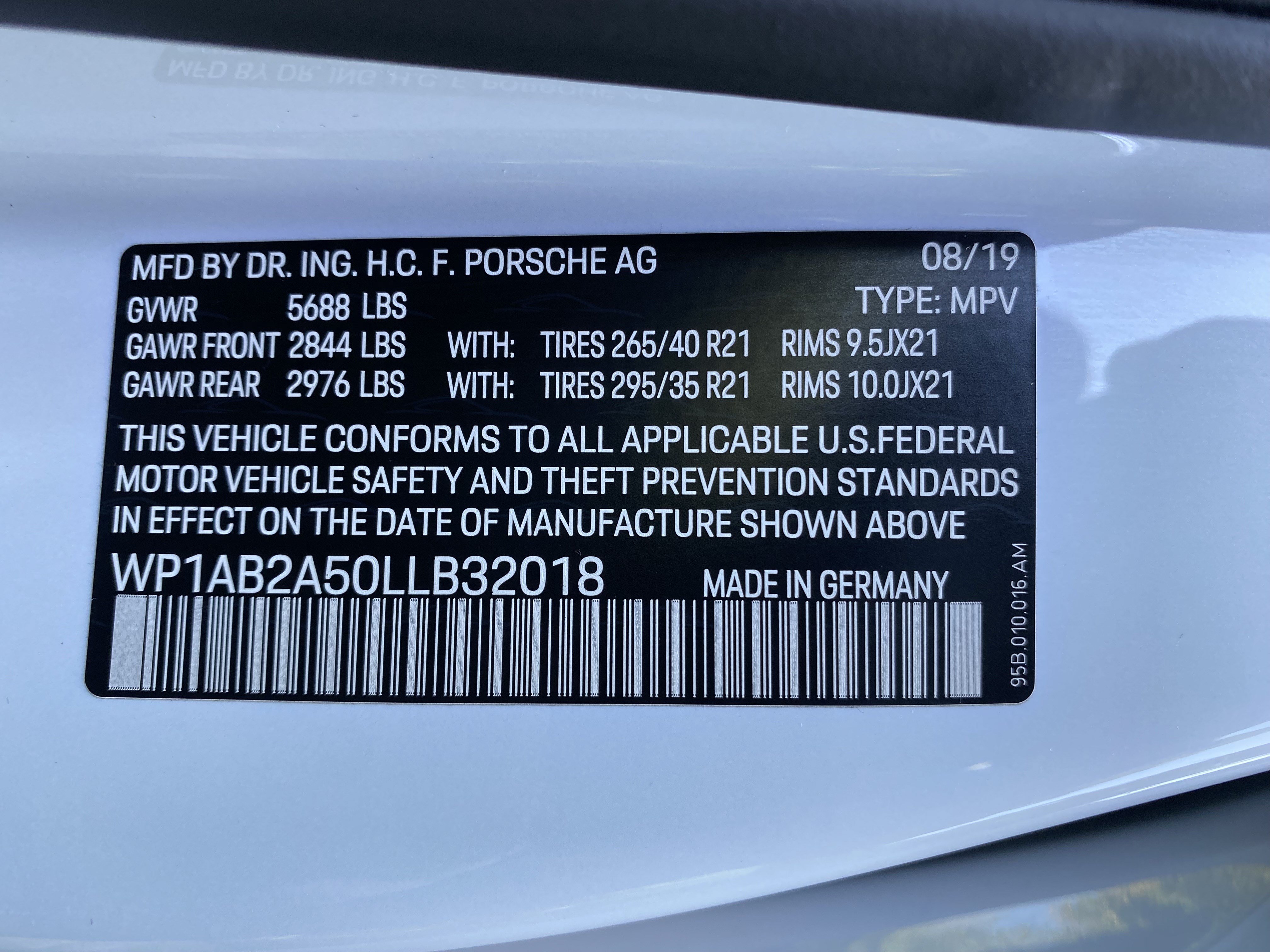 Used 2020 Porsche Macan S AWD/4WD image 36