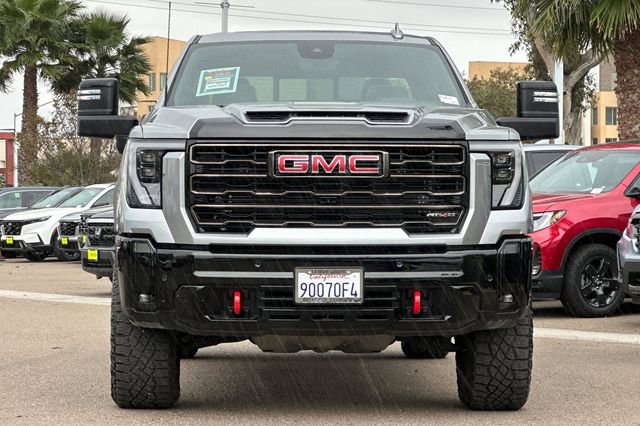 Used 2025 GMC Sierra 2500 AT4X image 10