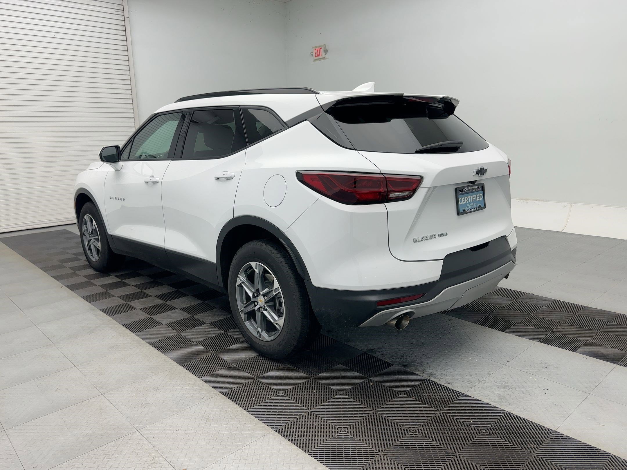 Certified 2024 Chevrolet Blazer LT w/ Convenience Package image 3