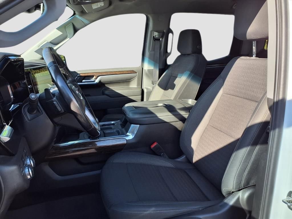 Used 2022 GMC Sierra 1500 Elevation w/ LPO, Elevation Black Package image 22