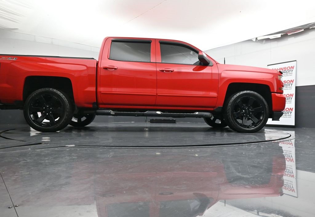 Used 2017 Chevrolet Silverado 1500 LT w/ All Star Edition image 45