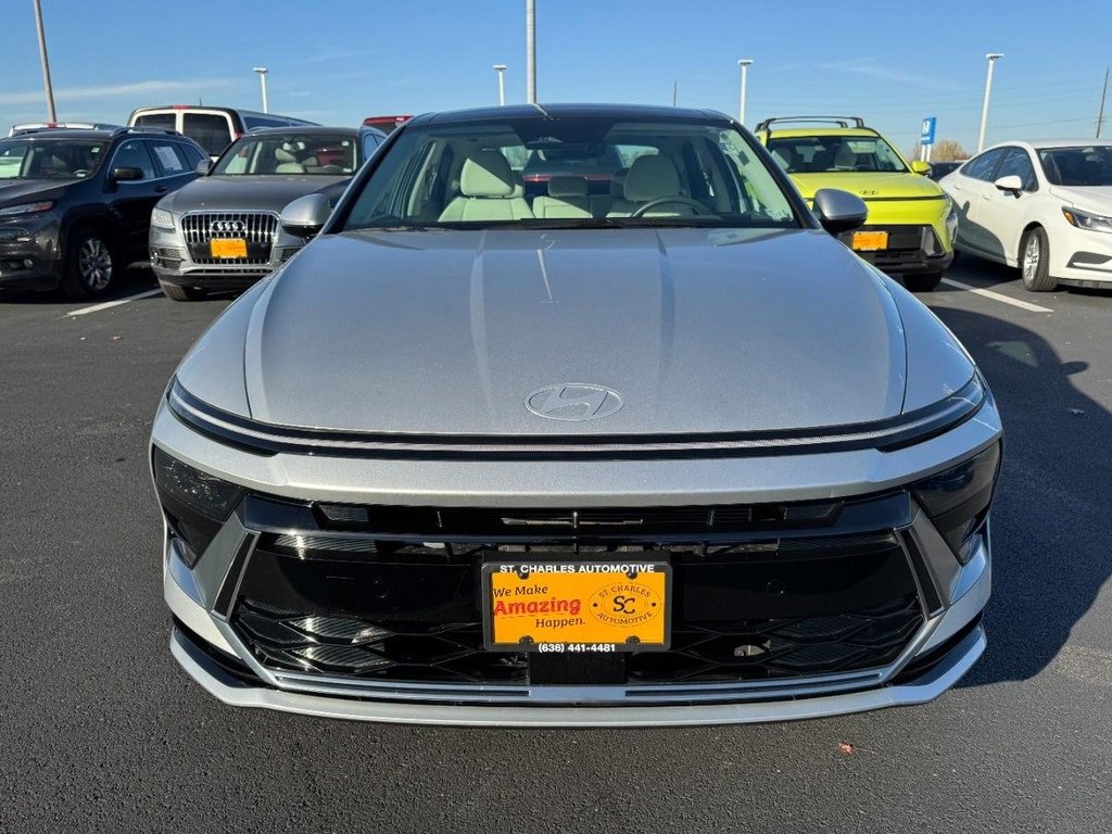 Certified 2024 Hyundai Sonata SEL w/ Convenience Package image 9