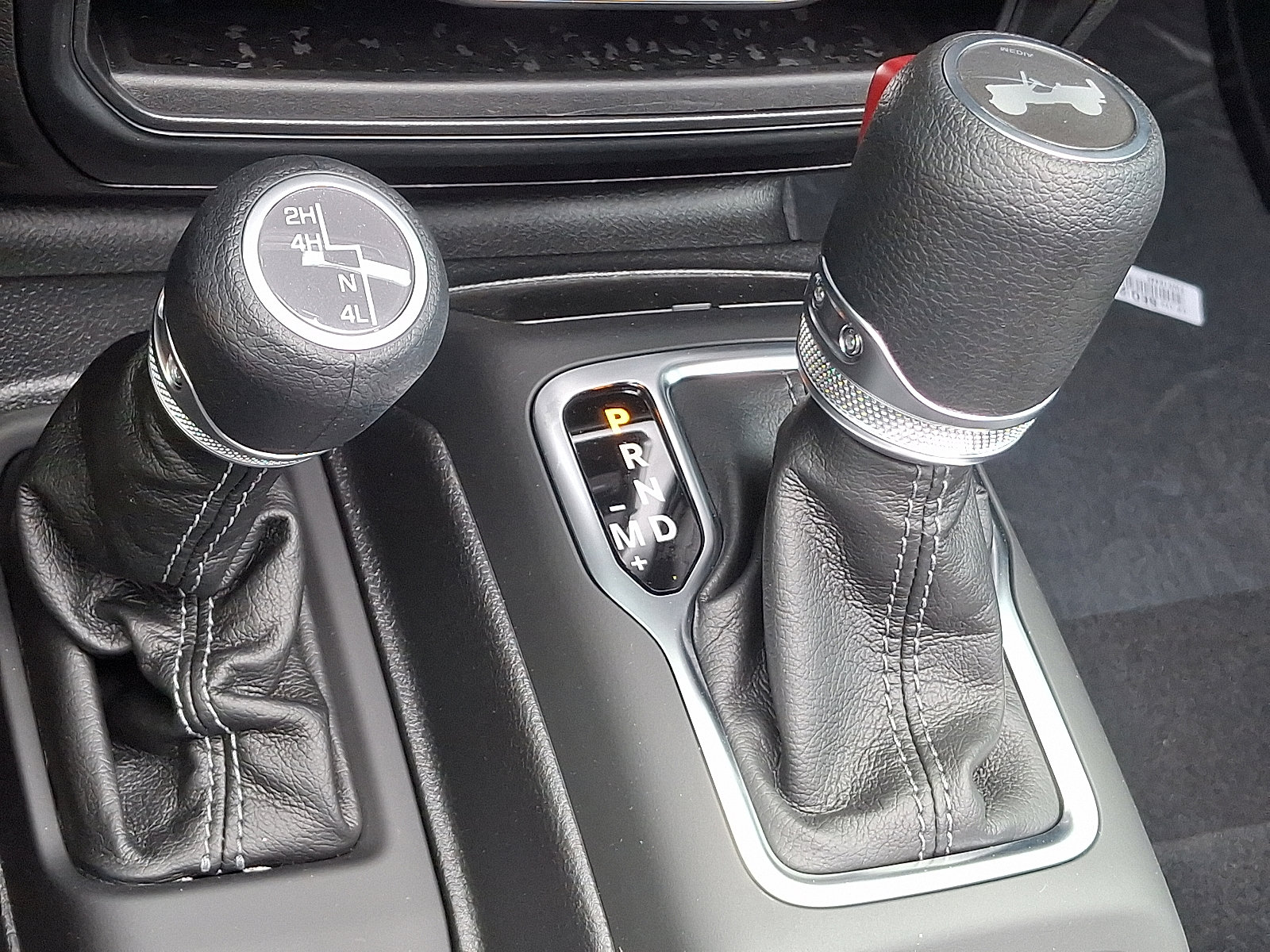 New 2025 Jeep Wrangler Sport S image 9