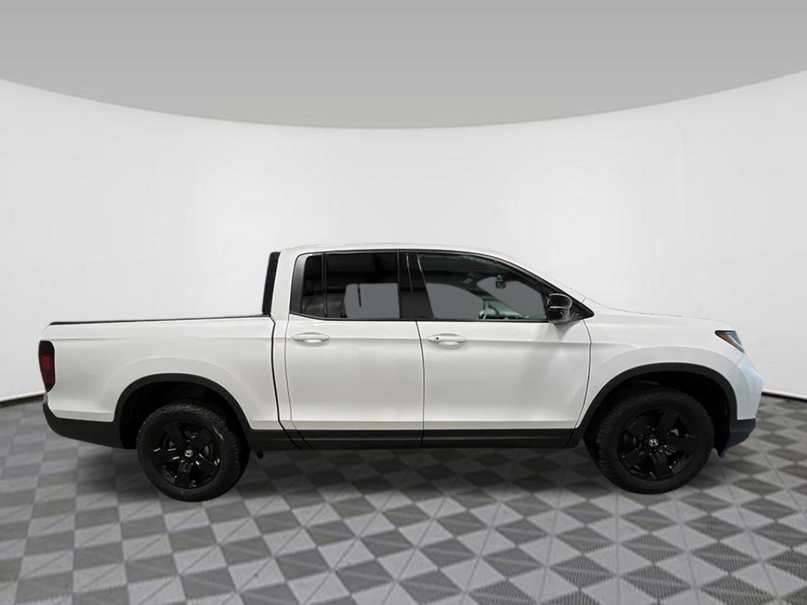 New 2026 Honda Ridgeline Black Edition image 6