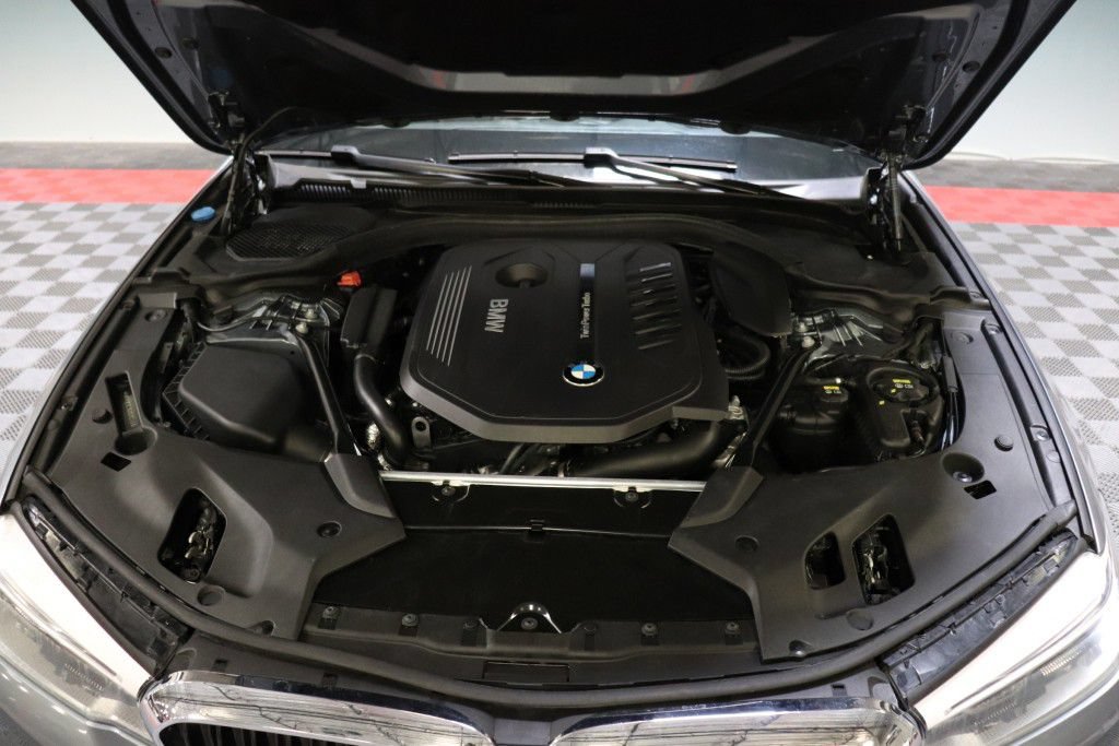Used 2017 BMW 540i w/ Premium Package RWD image 85