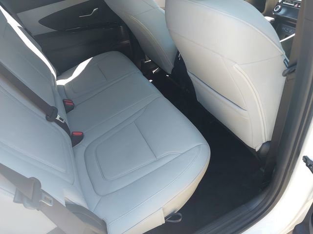 Used 2025 Hyundai Santa Cruz SEL FWD image 11