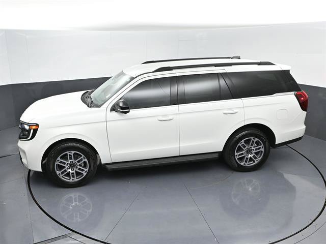 Certified 2026 Ford Expedition Active AWD/4WD image 38
