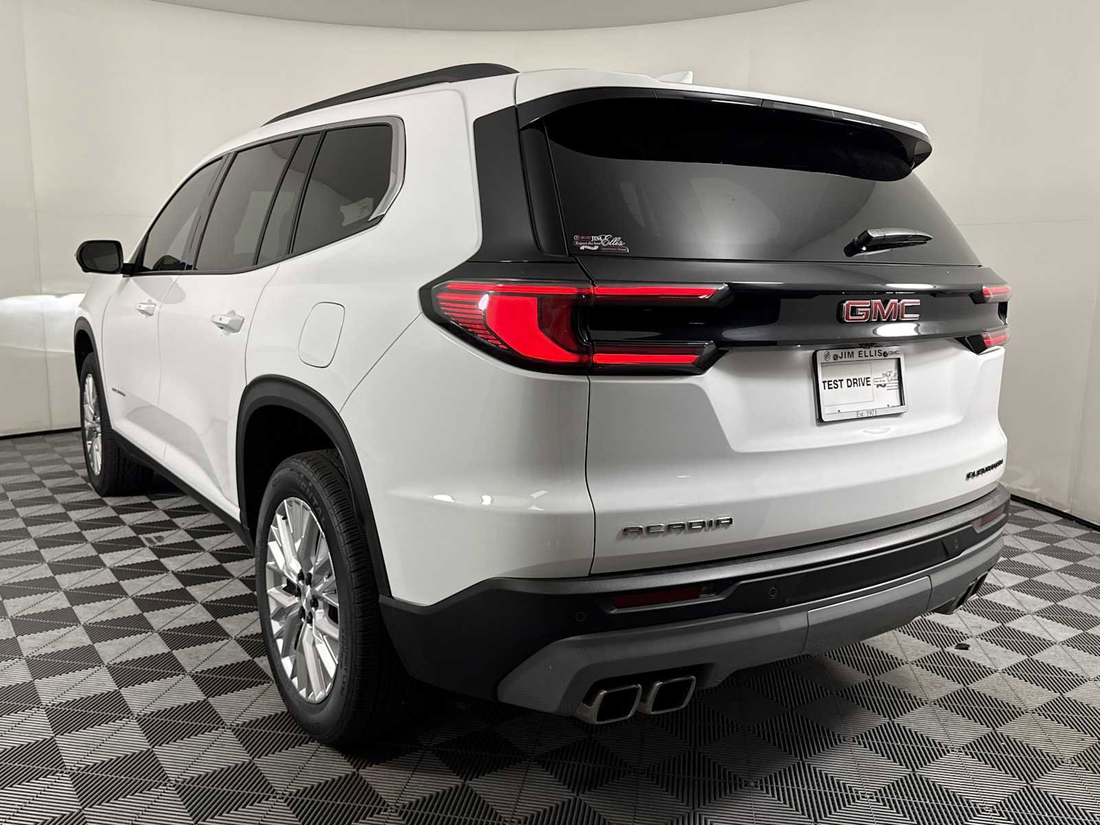 New 2025 GMC Acadia Elevation w/ Elevation Premium Package image 8