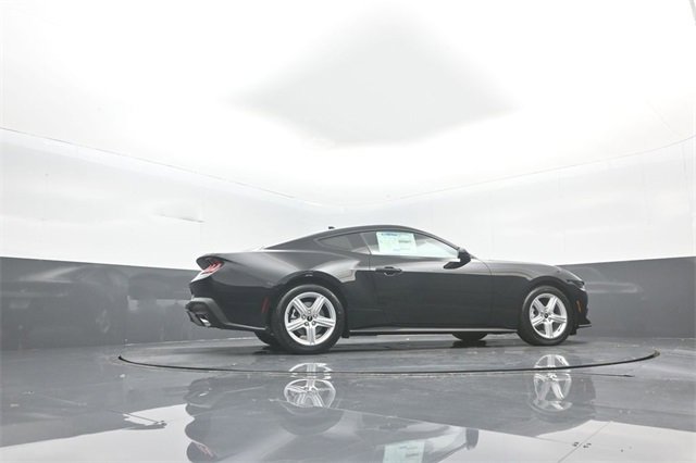 New 2026 Ford Mustang Coupe image 32