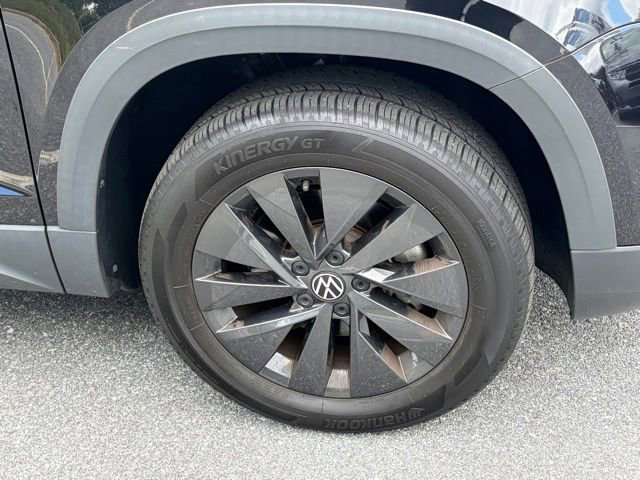 Used 2022 Volkswagen Taos S w/ IQ Drive S Package AWD/4WD image 11