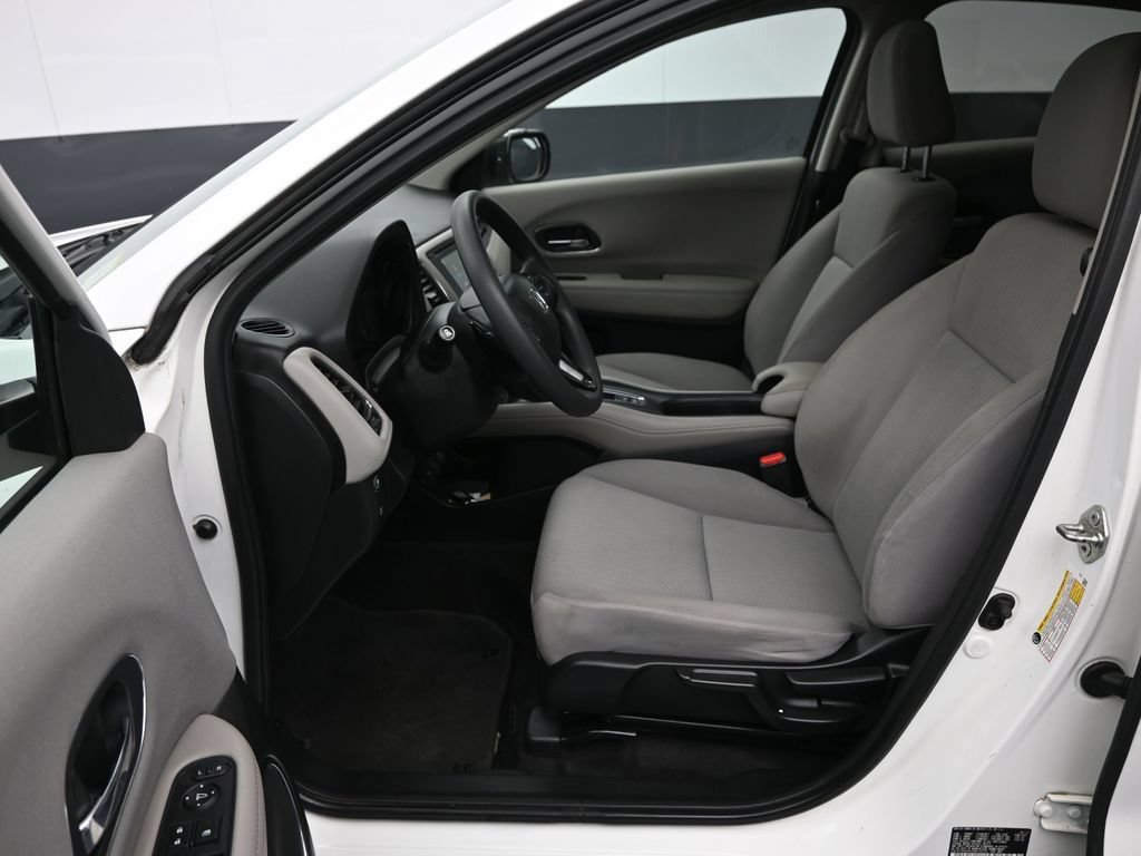 Used 2017 Honda HR-V EX image 18