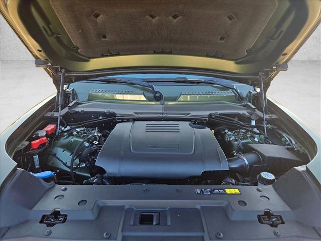 New 2026 Land Rover Defender 110 S AWD/4WD image 17