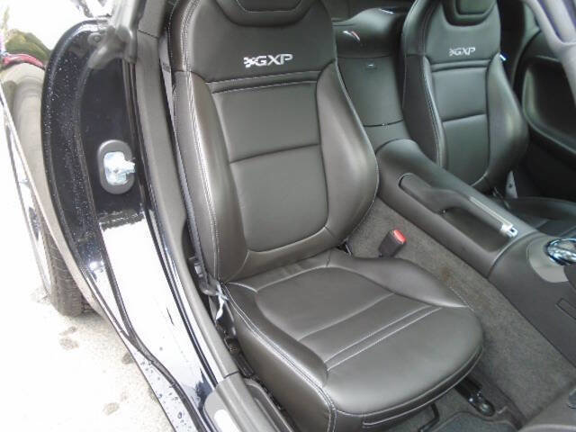 Used 2009 Pontiac Solstice GXP w/ Premium Package image 12