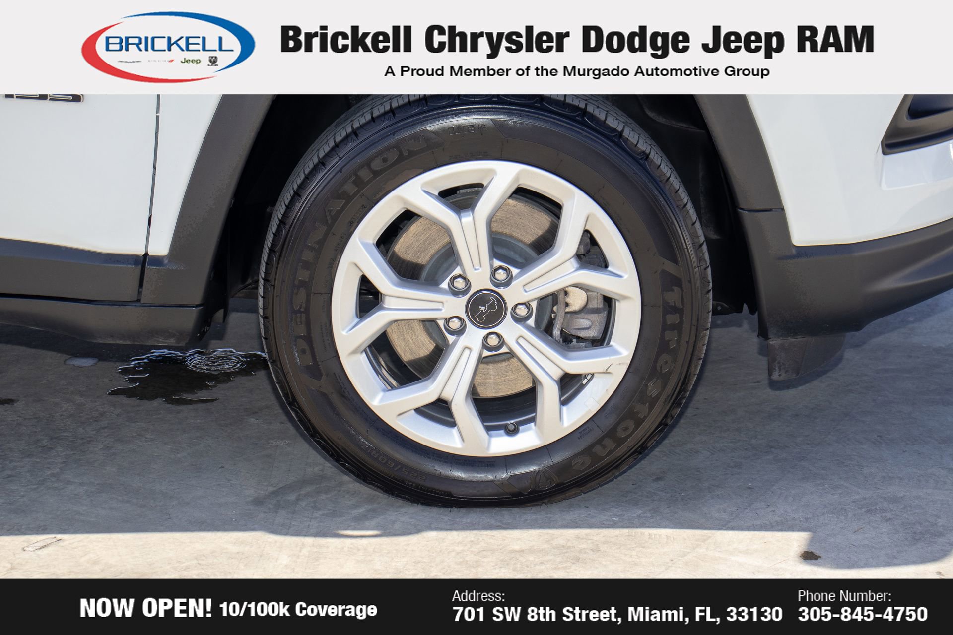 Used 2025 Jeep Compass Latitude image 38