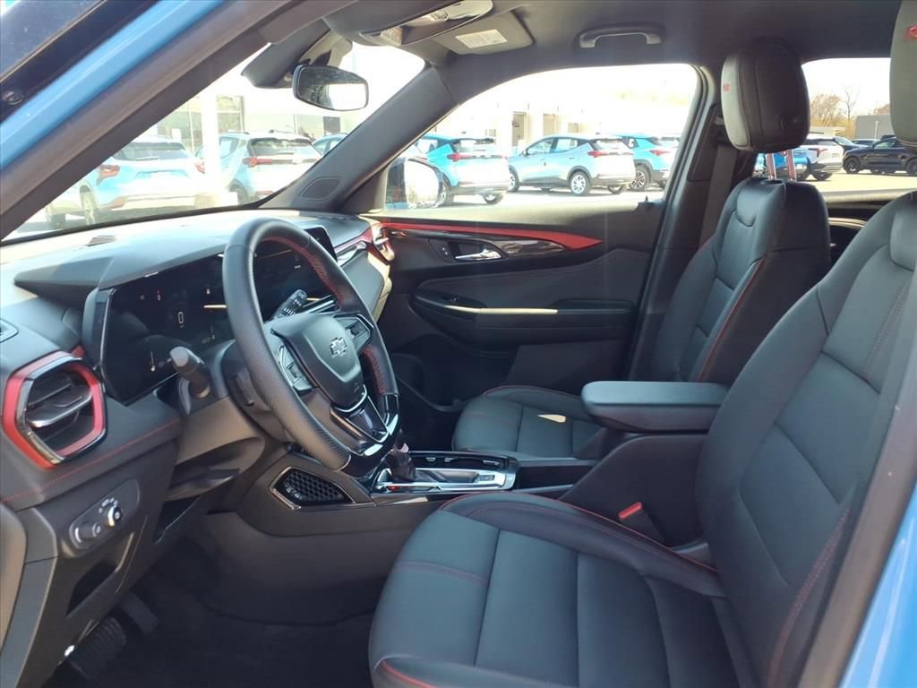 Certified 2024 Chevrolet TrailBlazer RS w/ Driver Confidence Package AWD/4WD image 9