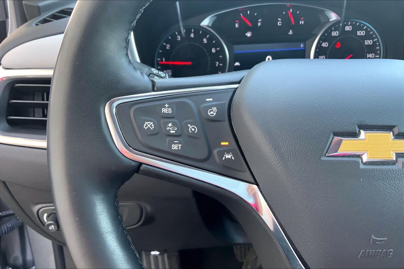 Used 2024 Chevrolet Equinox LT FWD image 23