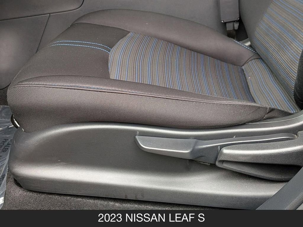 Certified 2023 Nissan Leaf S FWD image 16