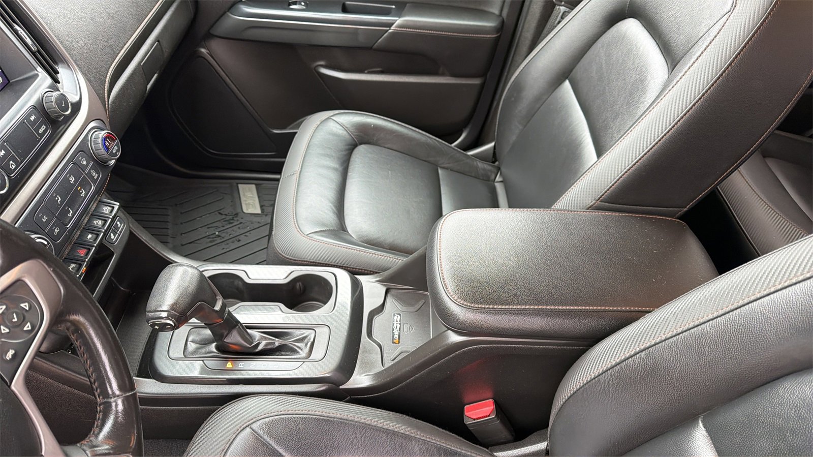 Used 2021 GMC Canyon AT4 w/ Driver Alert Package image 19