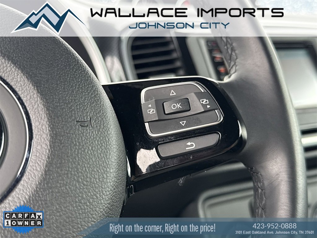 Used 2015 Volkswagen Beetle R-Line image 24