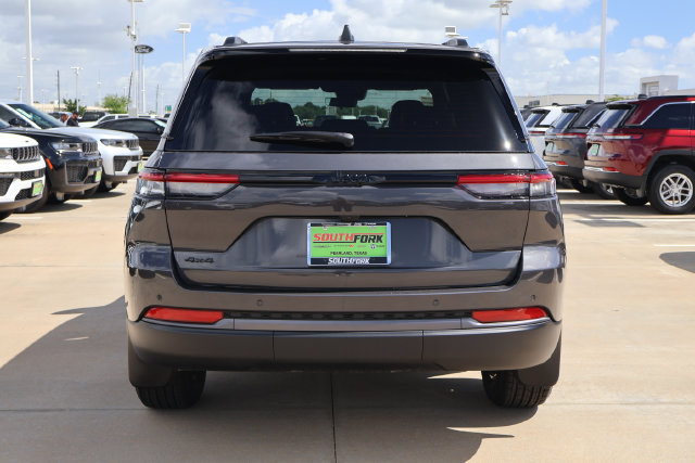 New 2026 Jeep Grand Cherokee Altitude AWD/4WD image 5