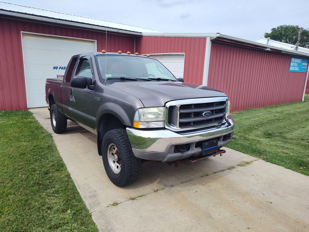 Used 2004 Ford F250 4x4 SuperCab Super Duty image 4