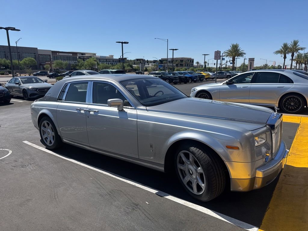 Used 2009 Rolls-Royce Phantom Sedan RWD image 3