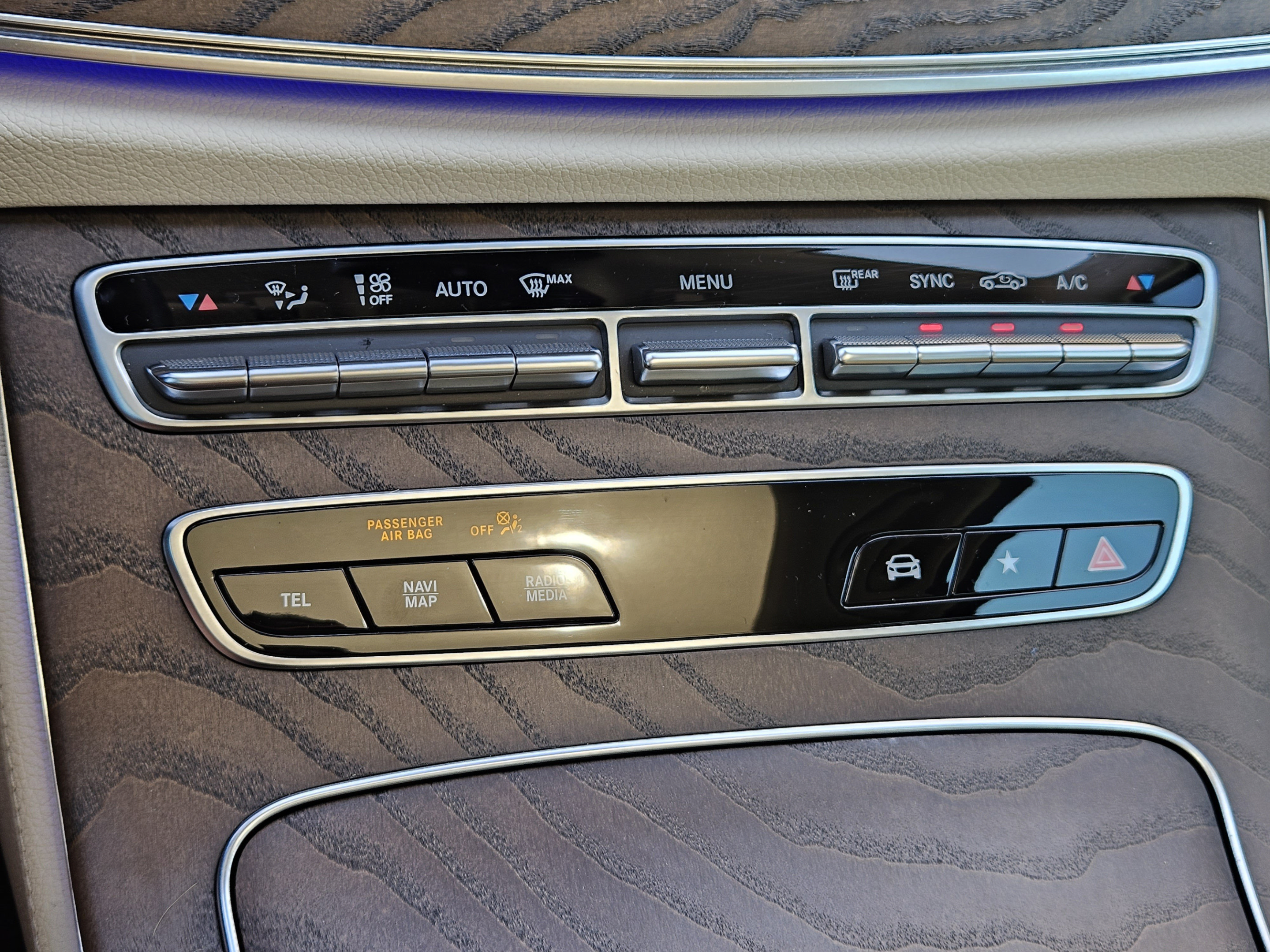 Certified 2021 Mercedes-Benz E 350 4MATIC Sedan image 20