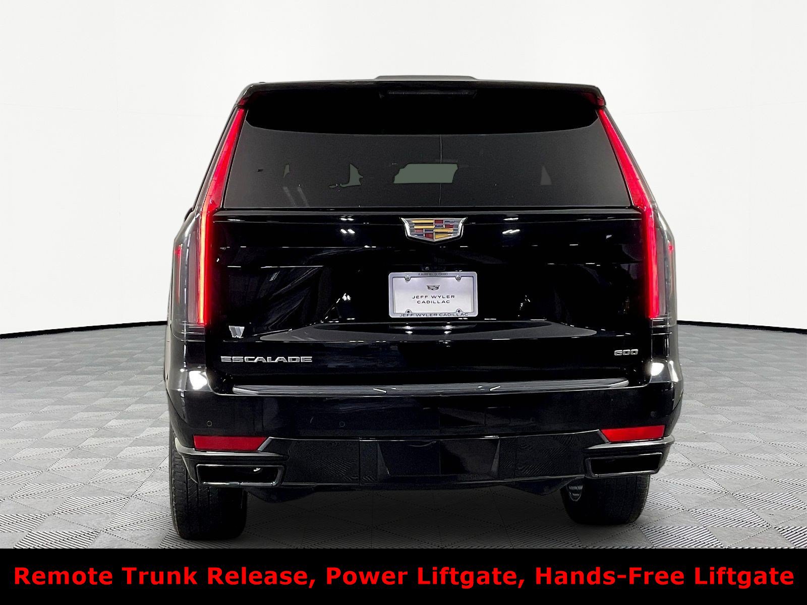 Used 2024 Cadillac Escalade Sport AWD/4WD image 5