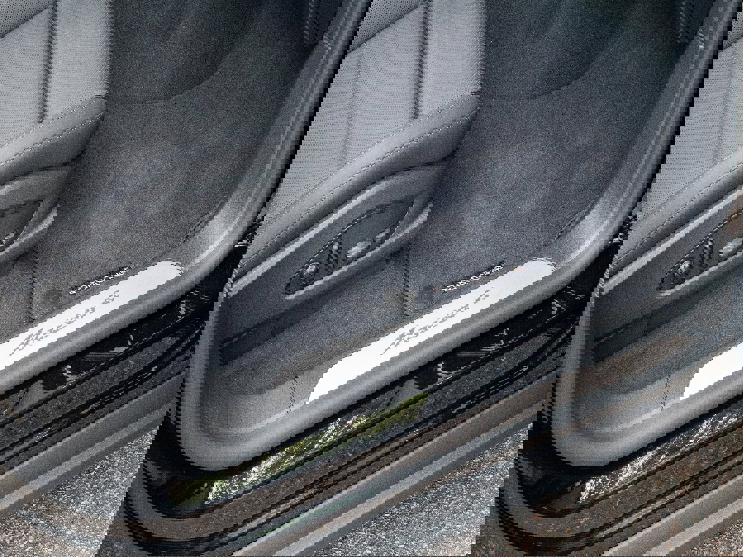 New 2025 Porsche Macan 4 Electric image 25