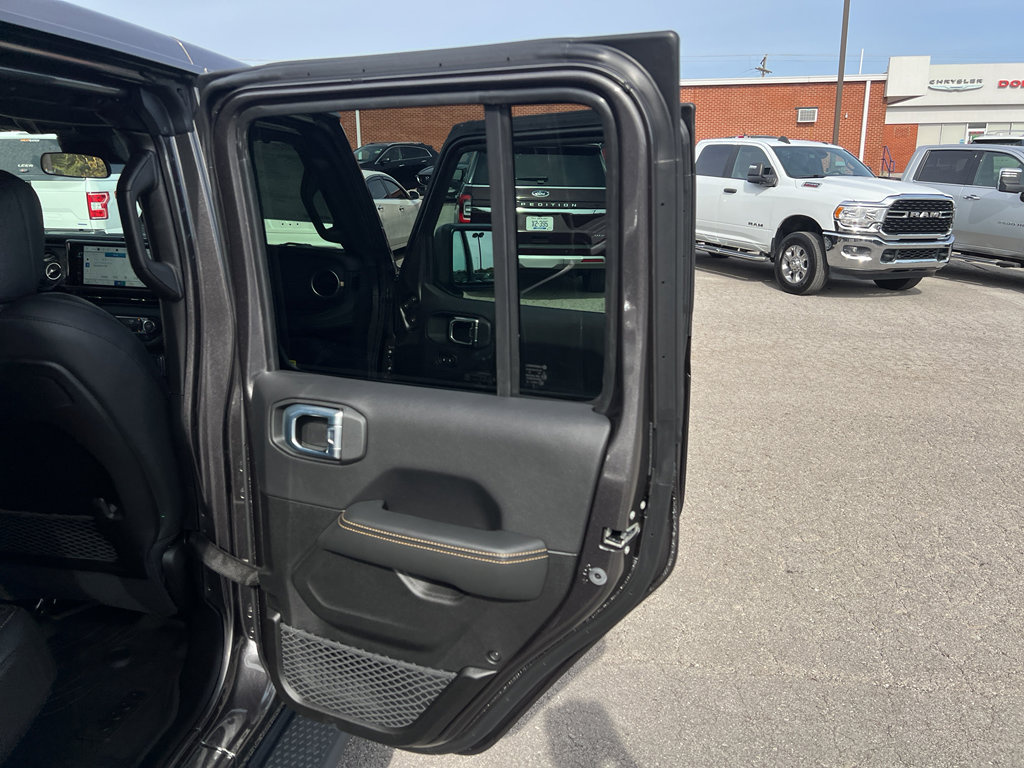 New 2025 Jeep Gladiator Sport image 14