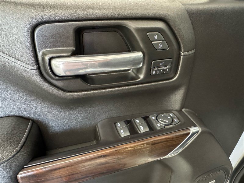 Used 2019 GMC Sierra 1500 SLT w/ SLT Premium Plus Package AWD/4WD image 13