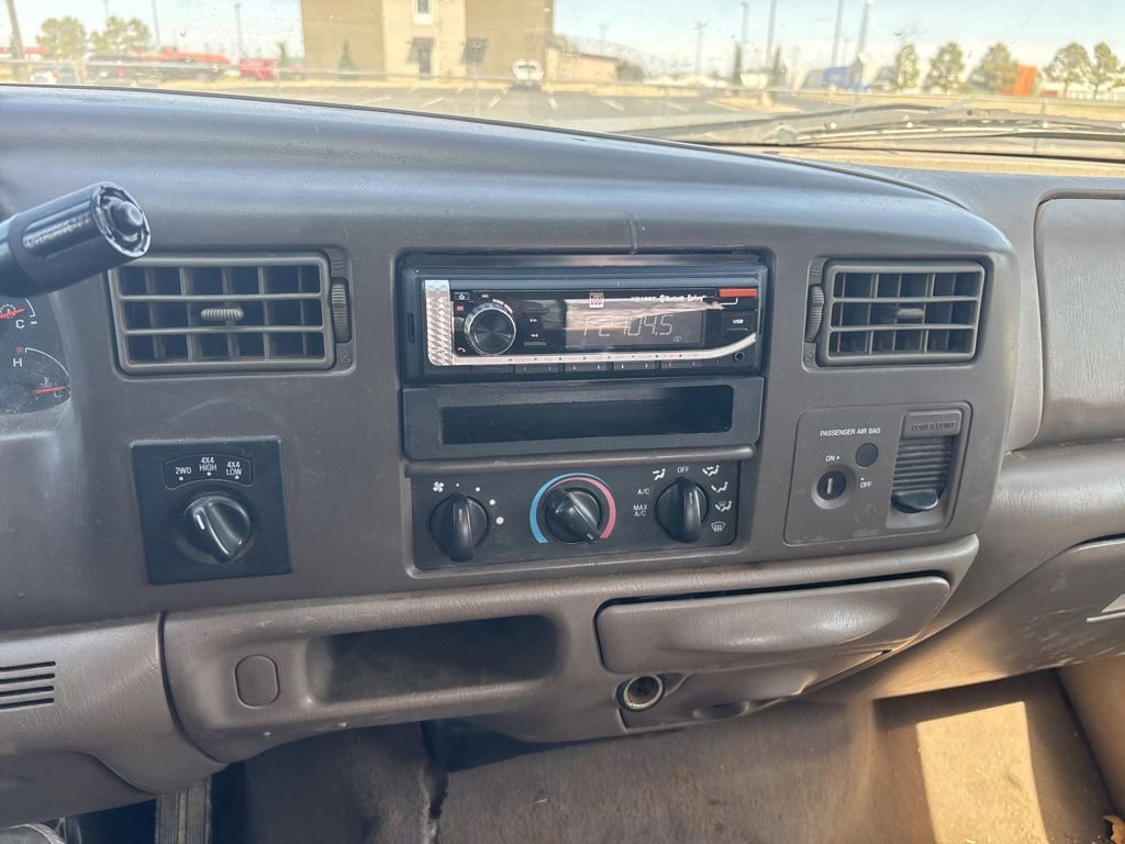Used 2002 Ford F250 XLT image 16