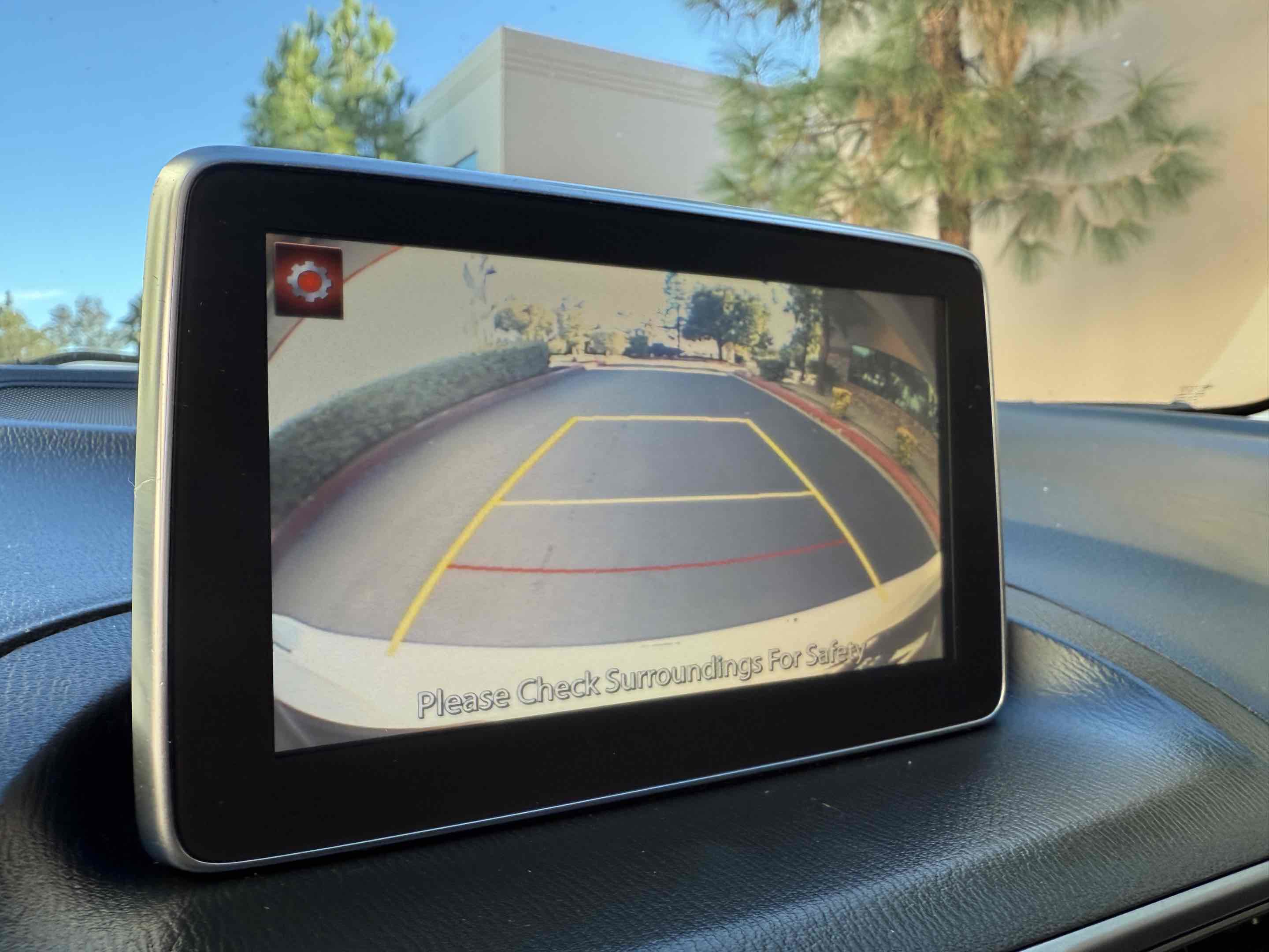 Used 2015 MAZDA MAZDA3 i Grand Touring image 41