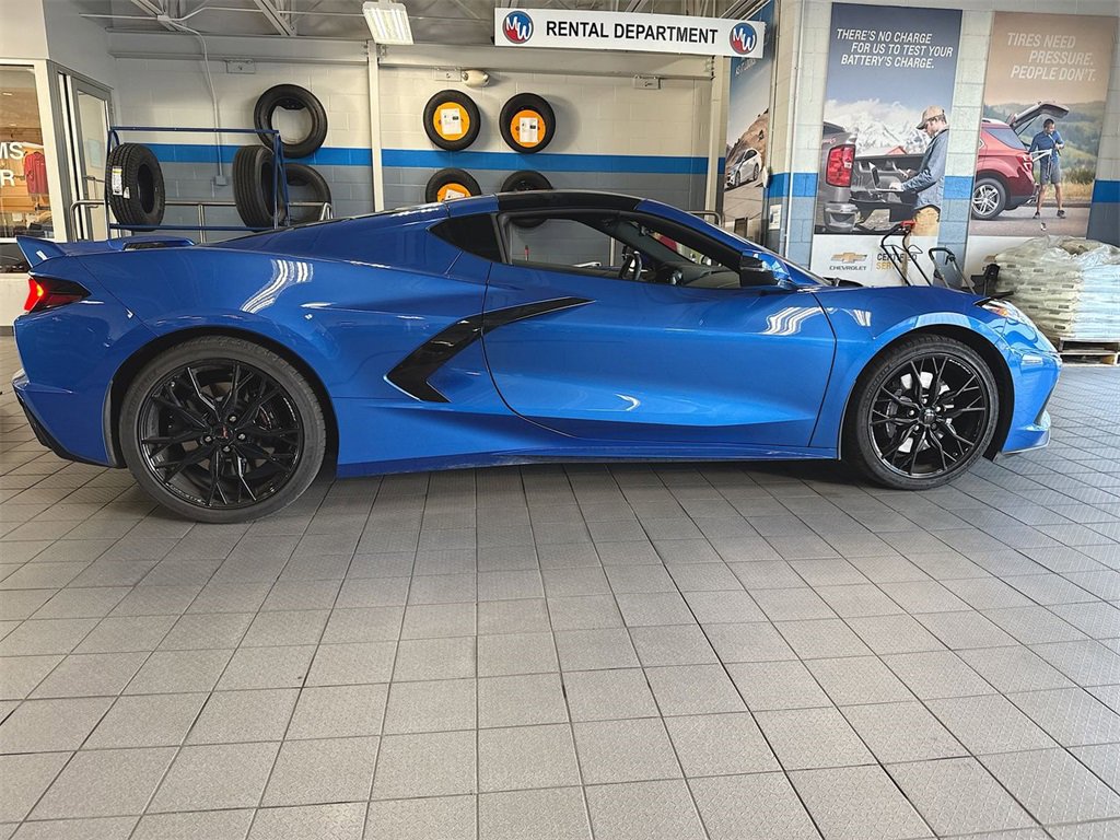 Used 2023 Chevrolet Corvette Stingray w/ Z51 Performance Package image 5