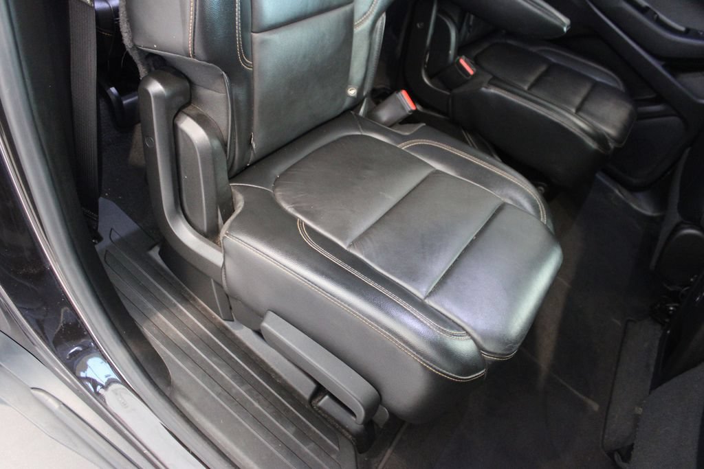 Used 2019 Chevrolet Traverse LT w/ LPO, Cargo Package AWD/4WD image 26