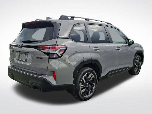 Used 2025 Subaru Forester Limited AWD/4WD image 6
