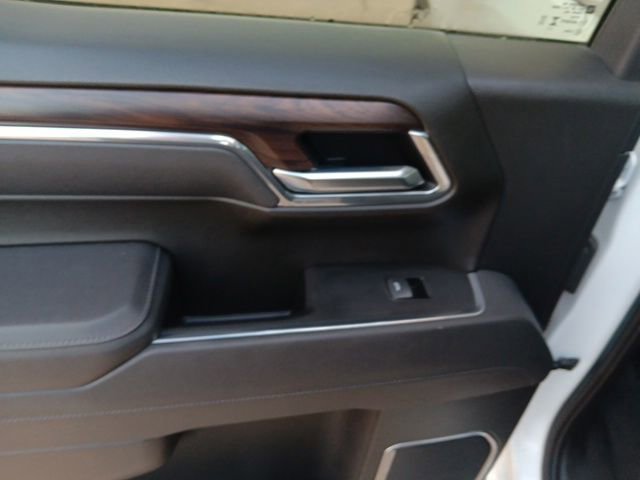 Used 2025 GMC Sierra 1500 SLT image 28