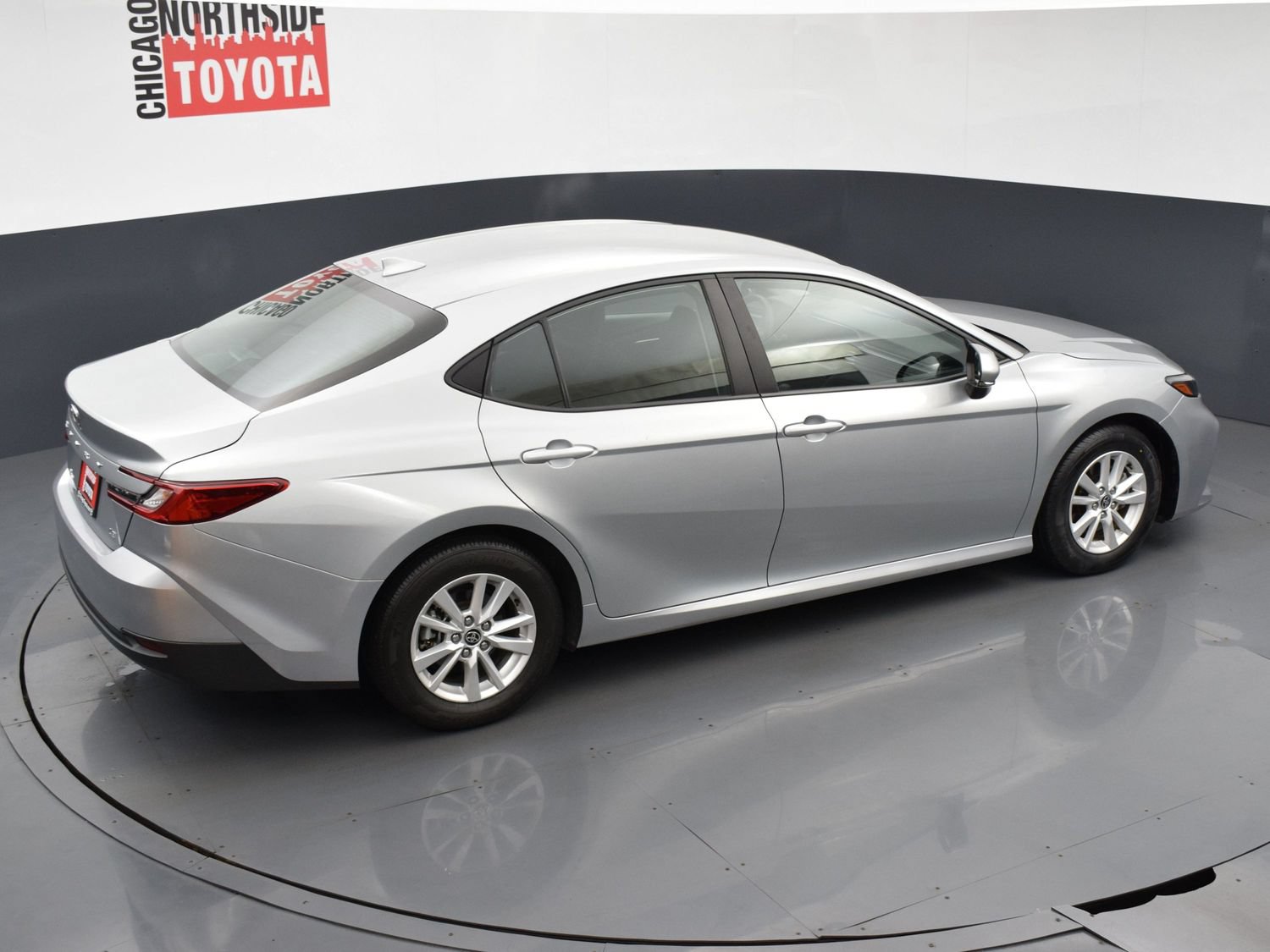 Used 2025 Toyota Camry LE FWD image 20