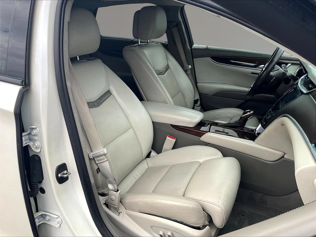 Used 2014 Cadillac XTS Platinum AWD/4WD image 28