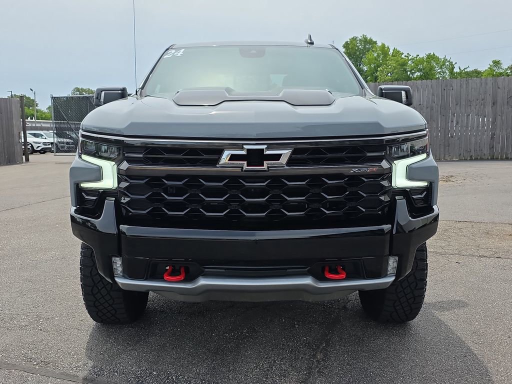 Used 2024 Chevrolet Silverado 1500 ZR2 AWD/4WD image 8