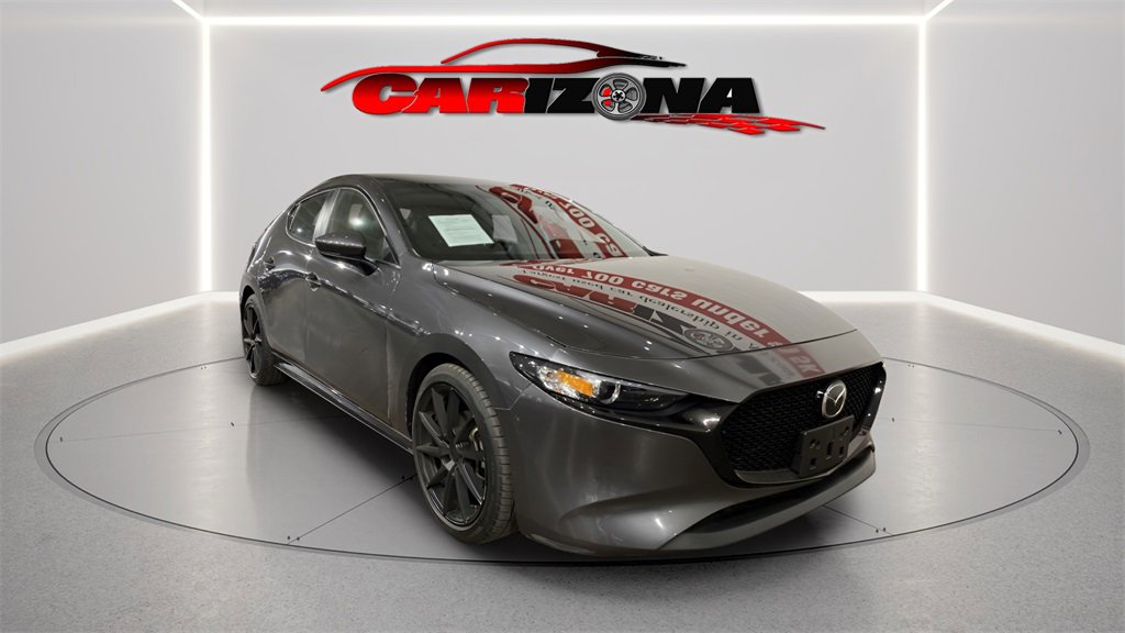 Used 2020 MAZDA MAZDA3 Hatchback w/ Preferred Package image 2