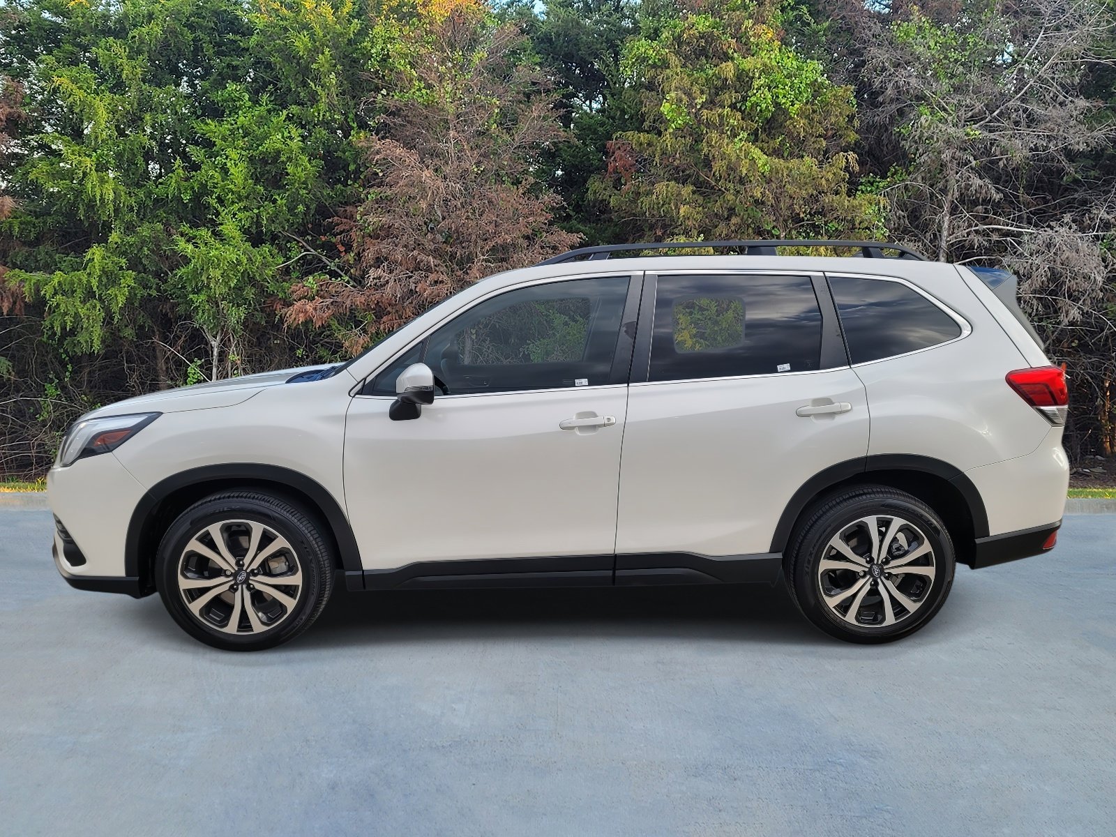 Certified 2024 Subaru Forester Limited image 22