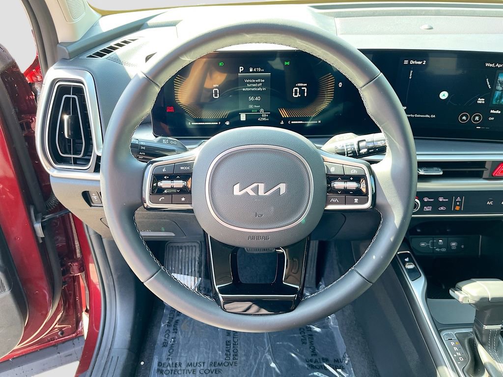 Certified 2025 Kia Sorento S w/ Panoramic Sunroof Package FWD image 17