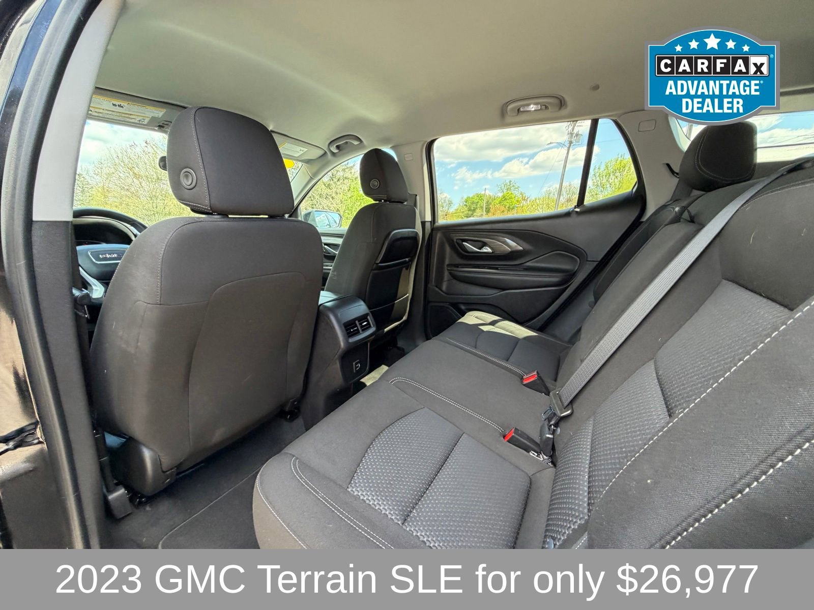 Used 2023 GMC Terrain SLE w/ Driver Convenience Package AWD/4WD image 8