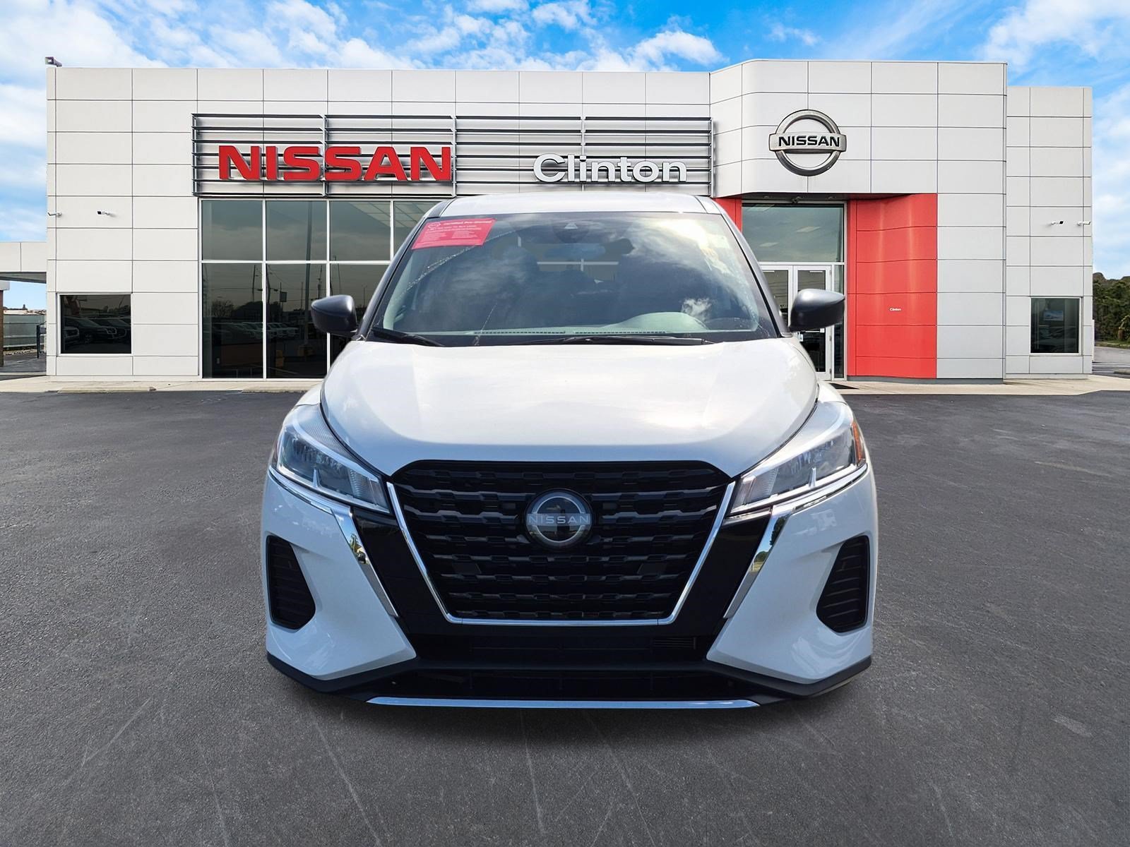 Used 2025 Nissan Kicks Play S FWD image 8